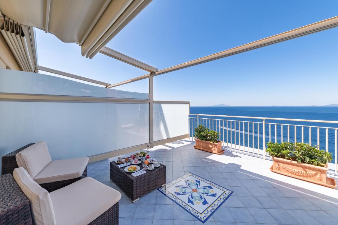 Hotel Sporting Vico Equense Esterno foto