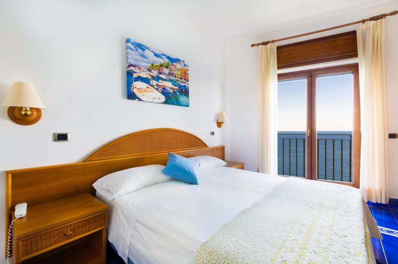 Hotel Sporting Vico Equense Esterno foto