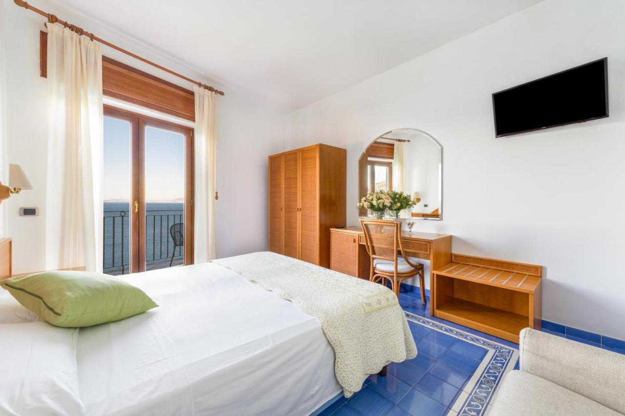 Hotel Sporting Vico Equense Esterno foto