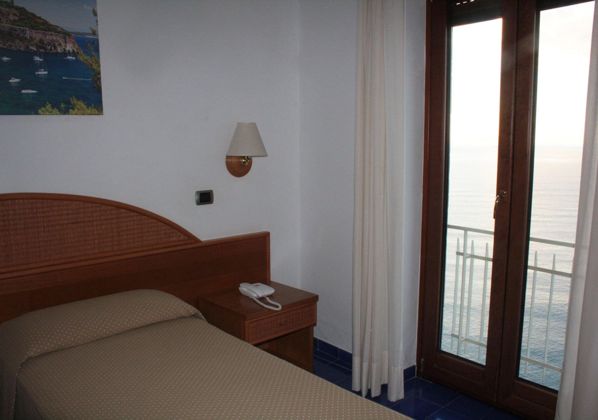 Hotel Sporting Vico Equense Esterno foto