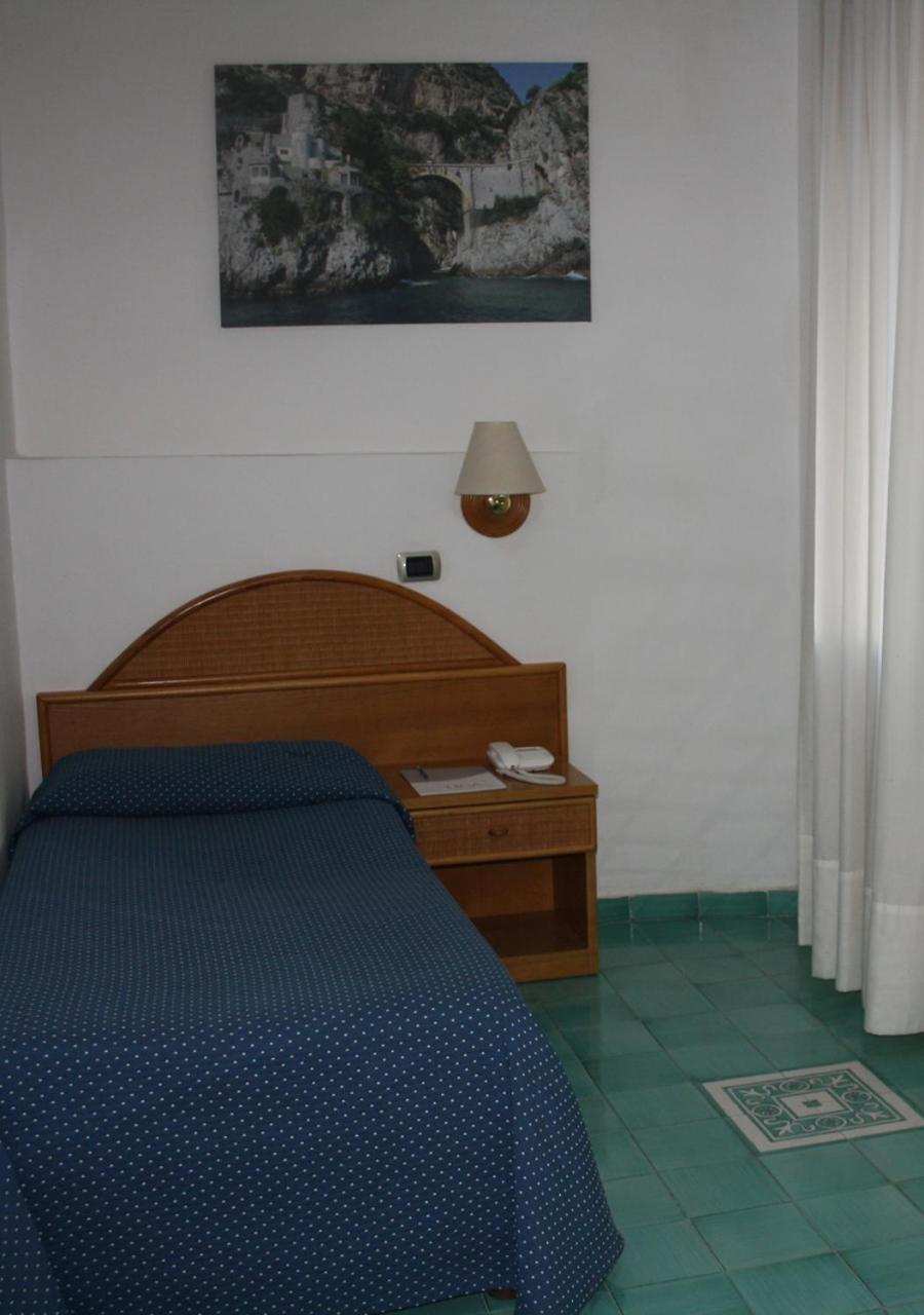 Hotel Sporting Vico Equense Esterno foto